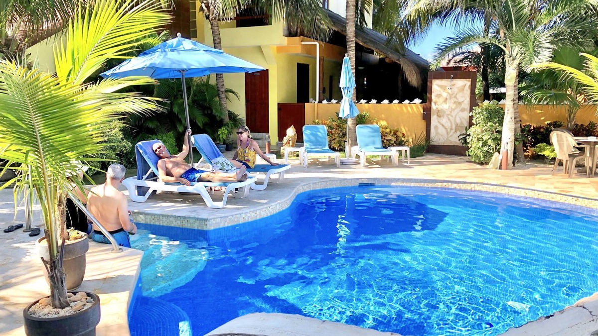 Colonia Salina Chica Villa | Immaculately clean, private villa! Saltwater pool, close to beach & town. BBQ!