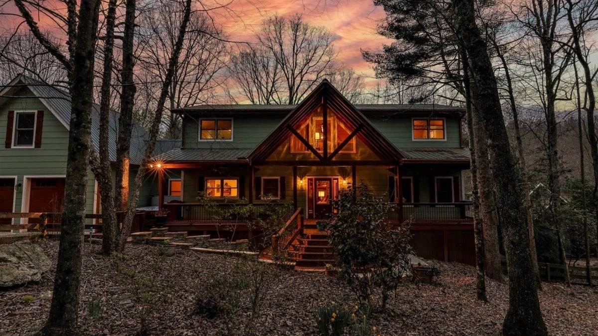 Ellijay Cabin | Immeasurably More | Ellijay, GA