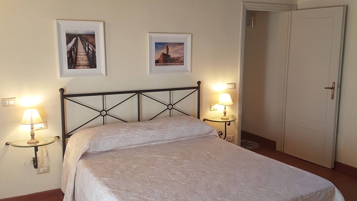 San Giuliano Terme House | Immersa nella campagna Toscana vicino a Pisa Lucca e Firenze
