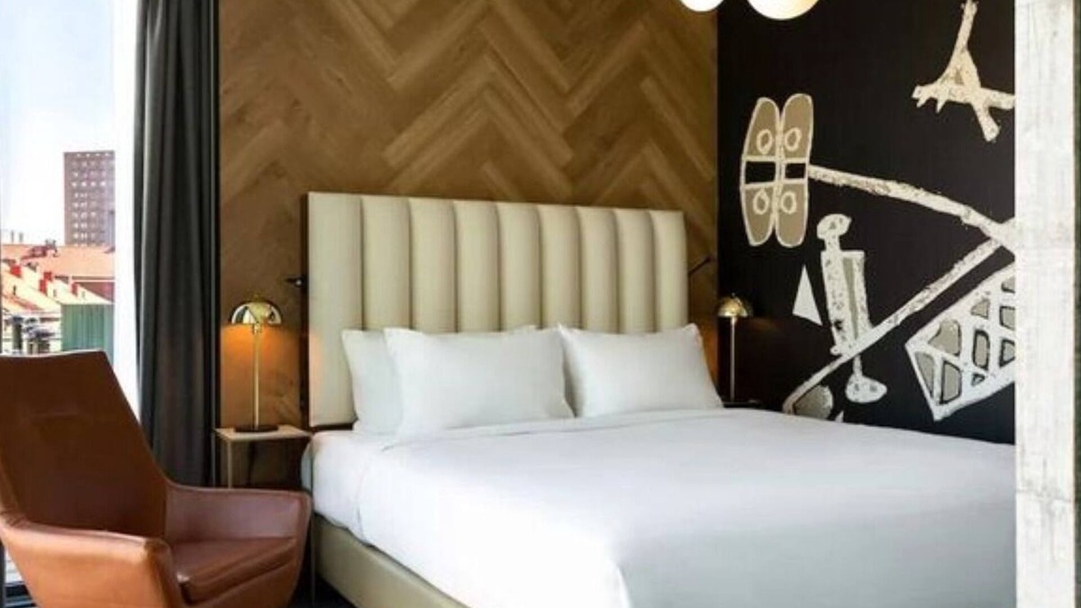 Kralingen-Crooswijk Hotel | Immerse in Comfort at Modern Room by Rotterdam City Center Near Maritime Museum