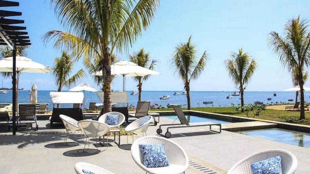 Grande Riviere Noire Apartment | Immerse in Luxury & enjoy the *Spectacular Sunsets @ REDUCED pricing options*