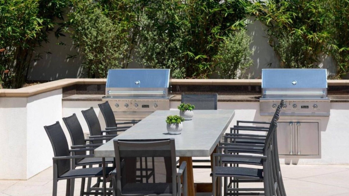 Old Pasadena House | Immerse yourself in an extended stay in Pasadena