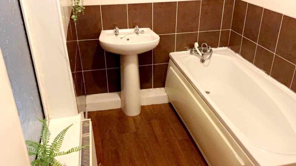 South Elmsall House | Impeccable 1-Bed House in Pontefract