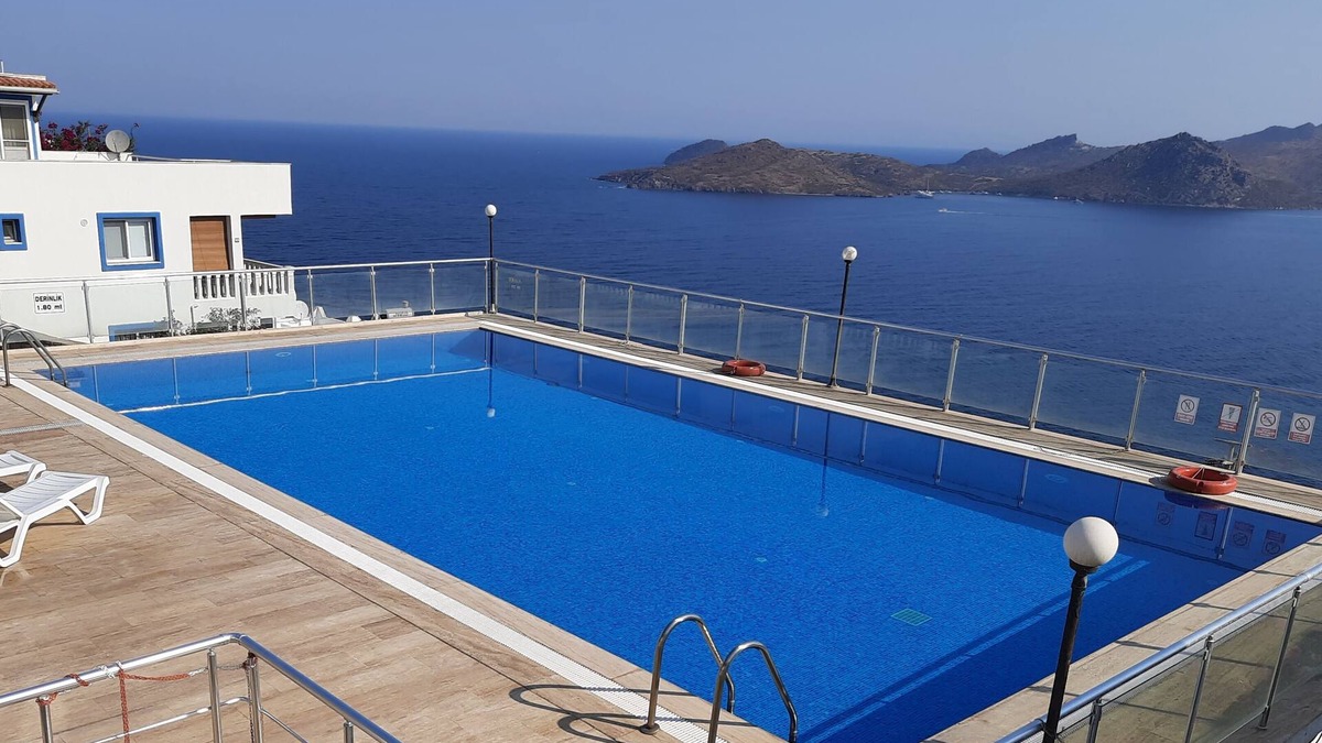 Geris Villa | Impeccable 2-Bed Villa with spectacular view