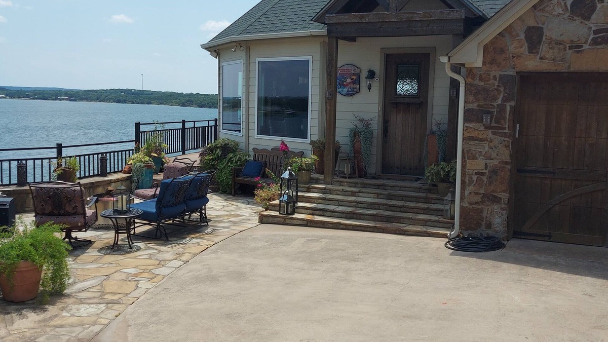 Graford House | Impeccable Home With Stunning Lake Views