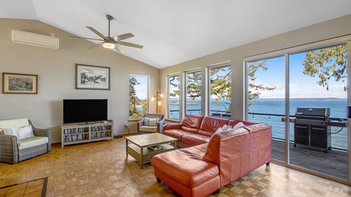 Port Ludlow House | Impeccable views of the Sound complete with hot tub & pool table