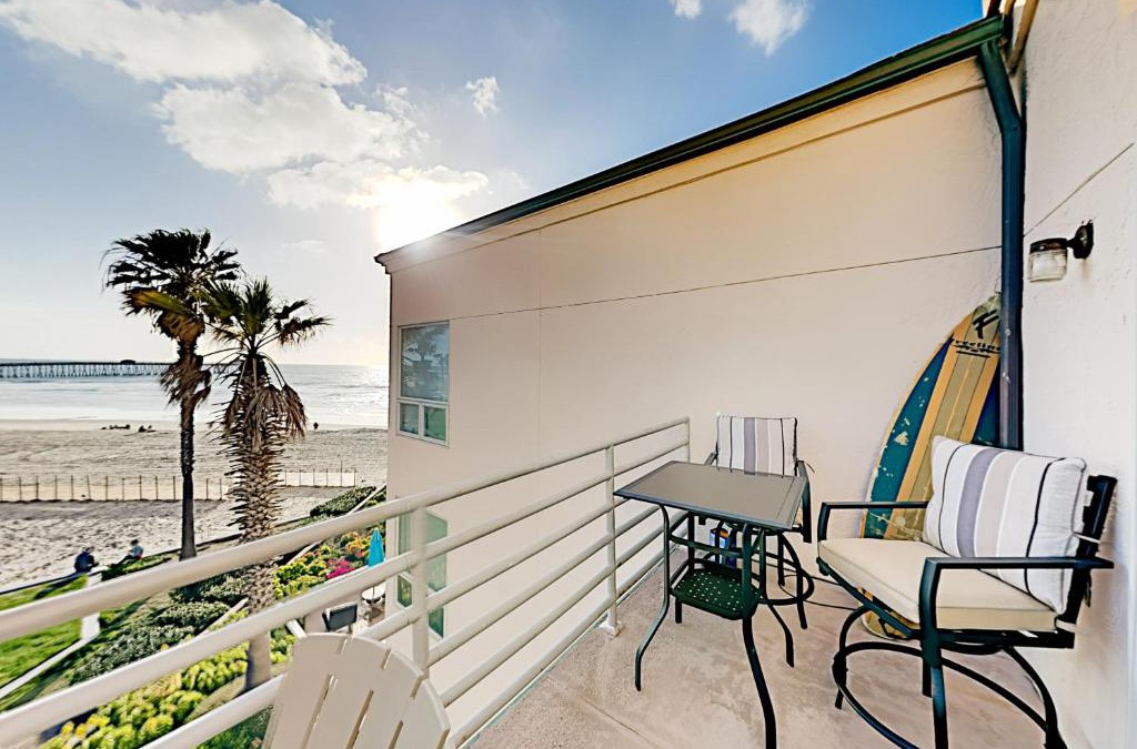 Imperial Beach Apartment | Imperial Beach Club Unit 303