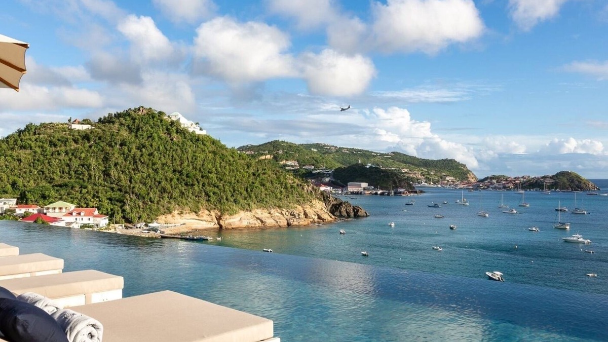 Corossol Villa | Impressive 6 BDRM Villa w Spectacular Views