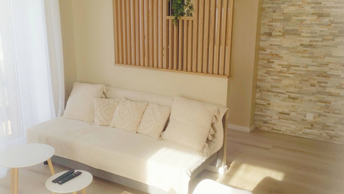 Saint-Germain-Lespinasse Apartment | In a peaceful village, superb 2-bedroom apartment with private courtyard