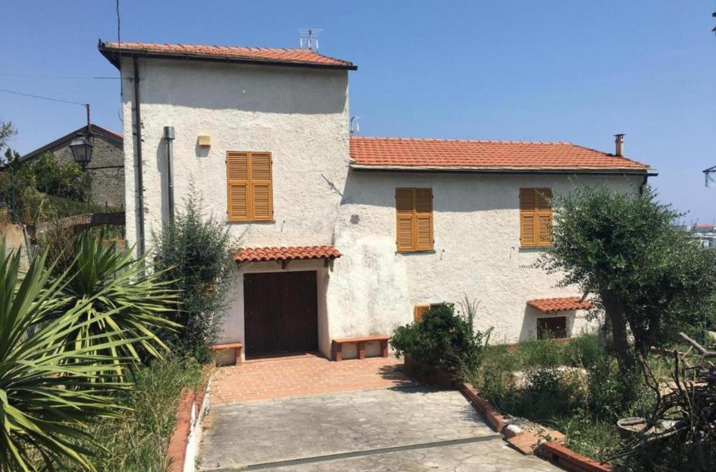 Valleggia House | In Campagna al Mare
