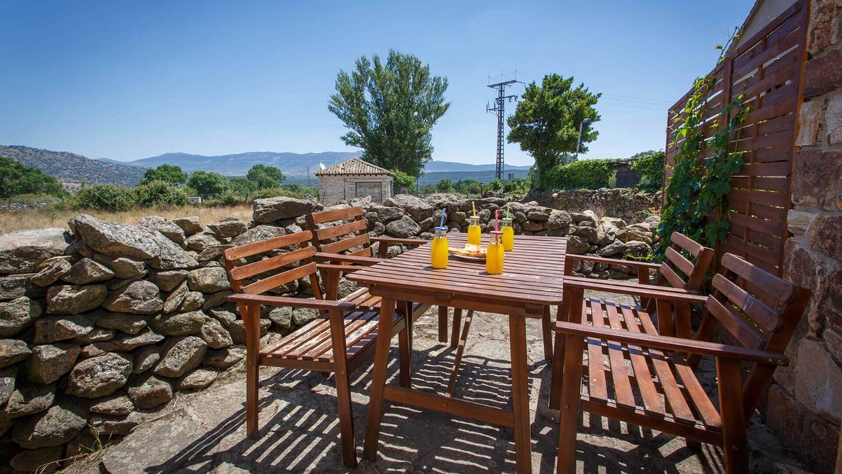 Pinuecar House | In Casa Amapola you can enjoy all the comforts of the city
