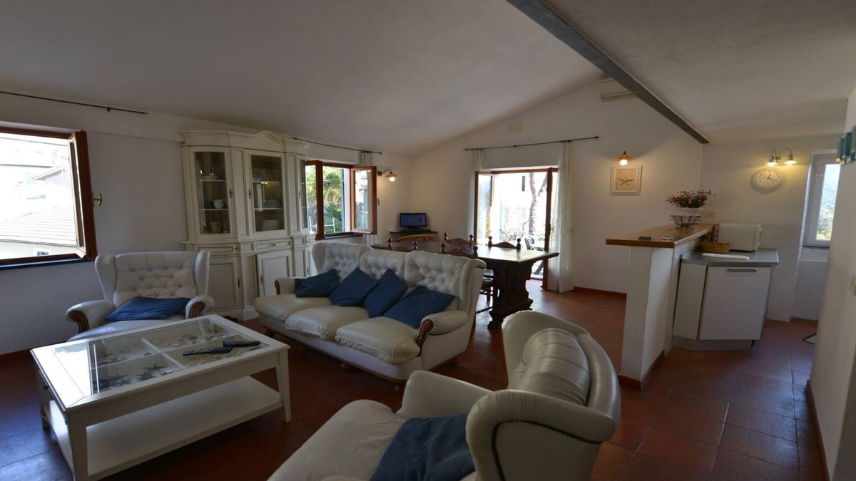 Corniglia Apartment | In Corniglia with balcony, Jacuzzi, free wi fi