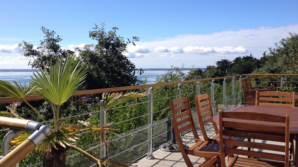 Argol House | In Crozon peninsula, with stunning views over the bay of Douarnenez