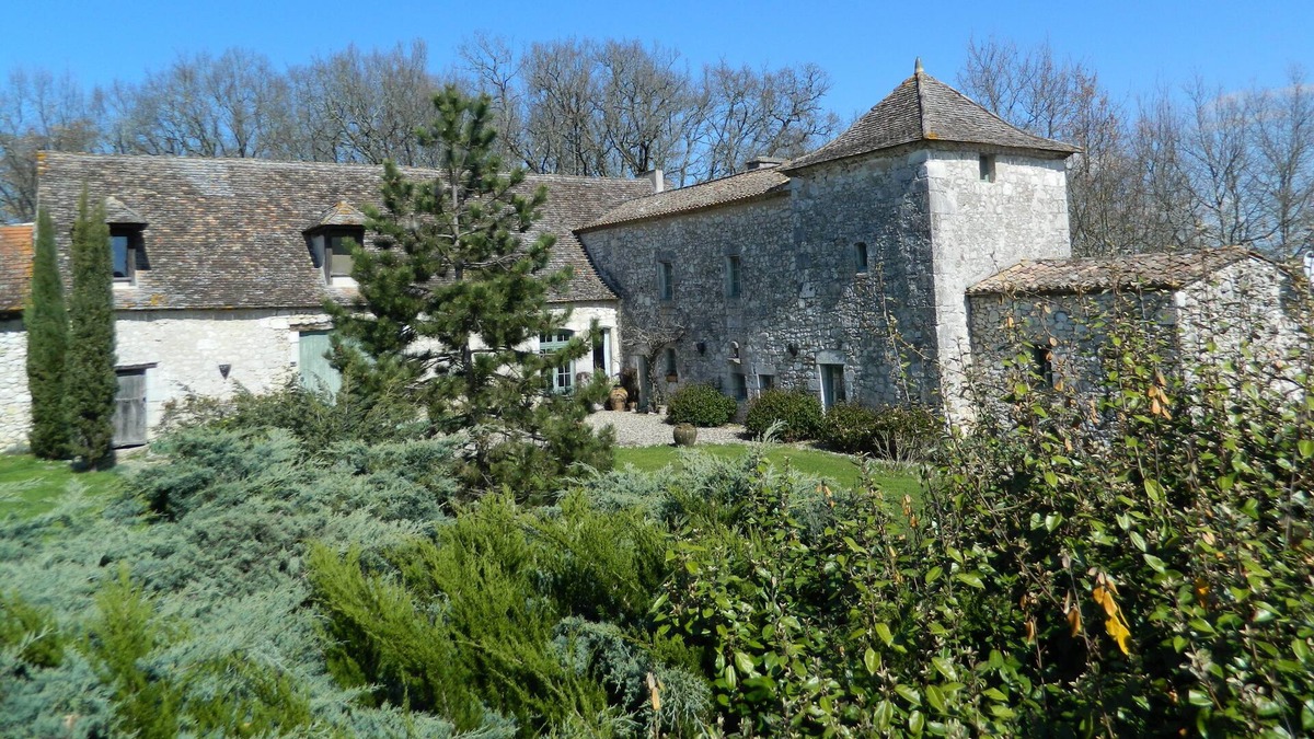 Saint-Cernin-de-Labarde Cottage | In exceptional castle farm from the 14th, detached house for 2 people