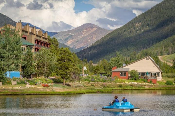 Lakeside Village House | In Keystone! On Lake! Hot Tub and Pool! Wood Fireplace! Views! Walk 2 Food! Big Unit