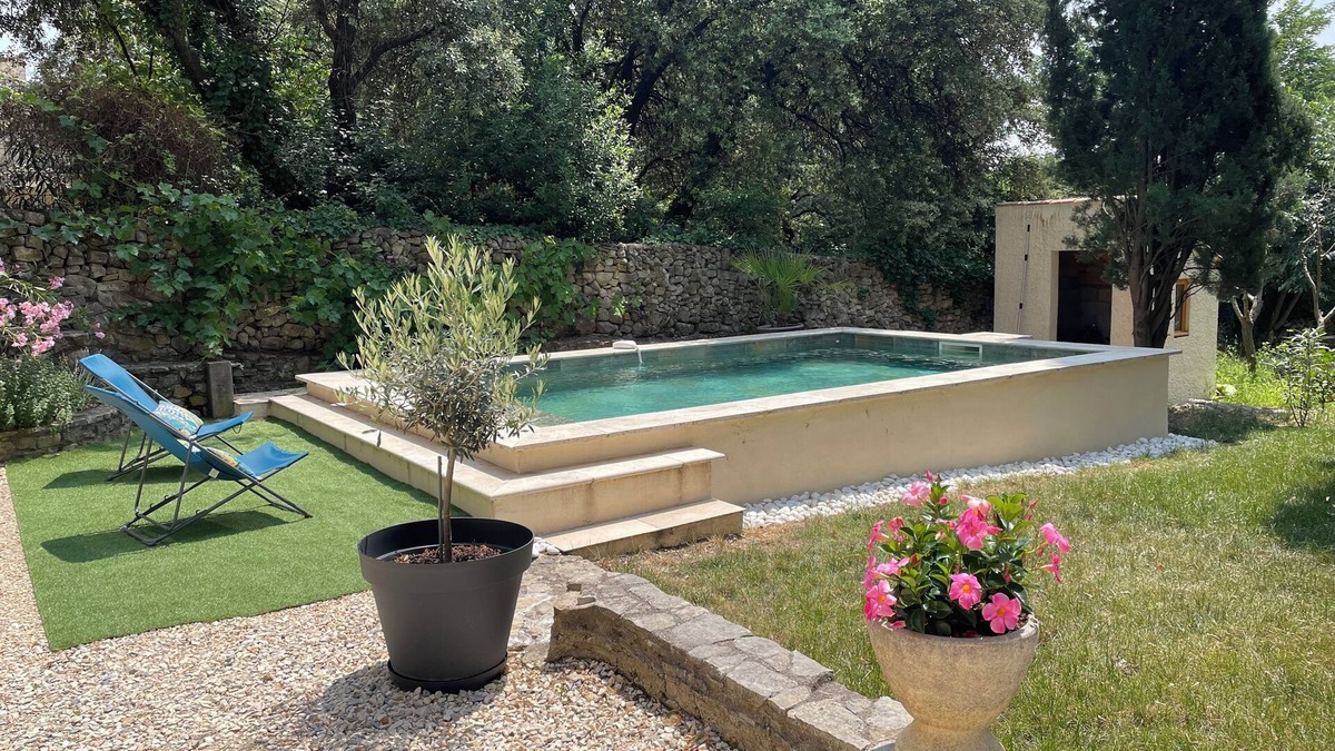 Caremeau Apartment | In Nîmes in the heart of nature with swimming pool