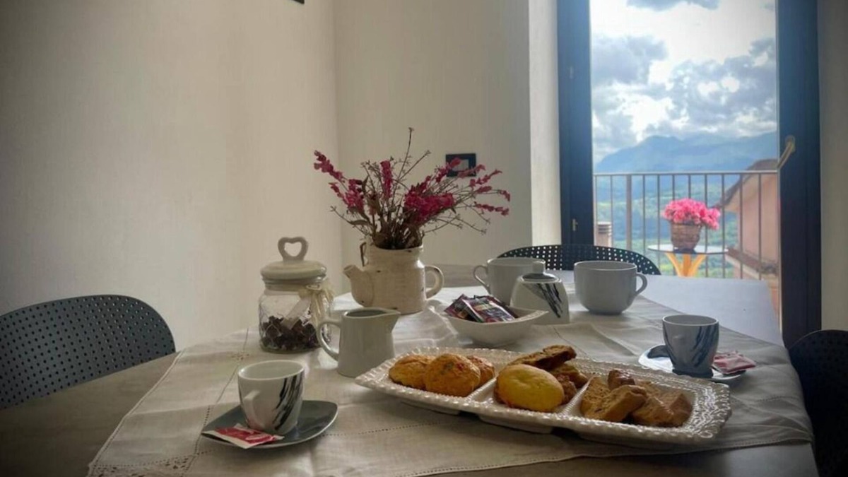 Castelluccio Superiore House | In Posticastello ideal for a relaxing stay with family or company