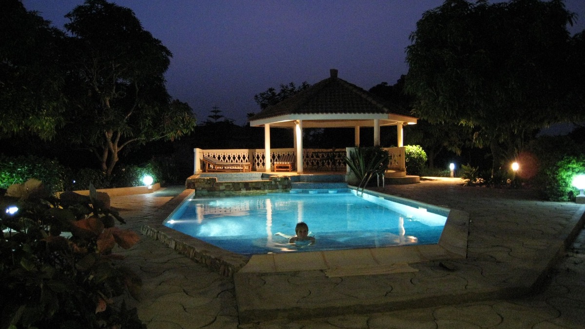 La Somone Apartment | In Somone (8 km from Saly). In a 3000 m² park with beautiful trees