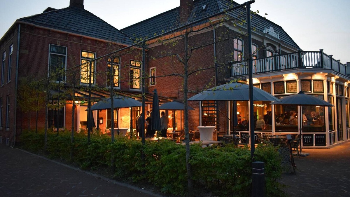 Zuidhorn Hotel | In 't Holt 1654