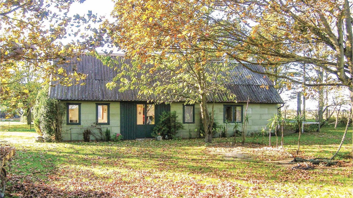 Dosjebro House | In the bustling town of Västra Karaby lies this cottage.