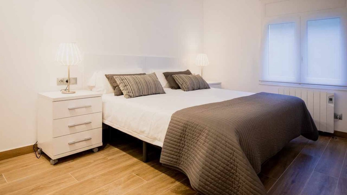 Les Escaldes Apartment | In the center of Escaldes, close to shops