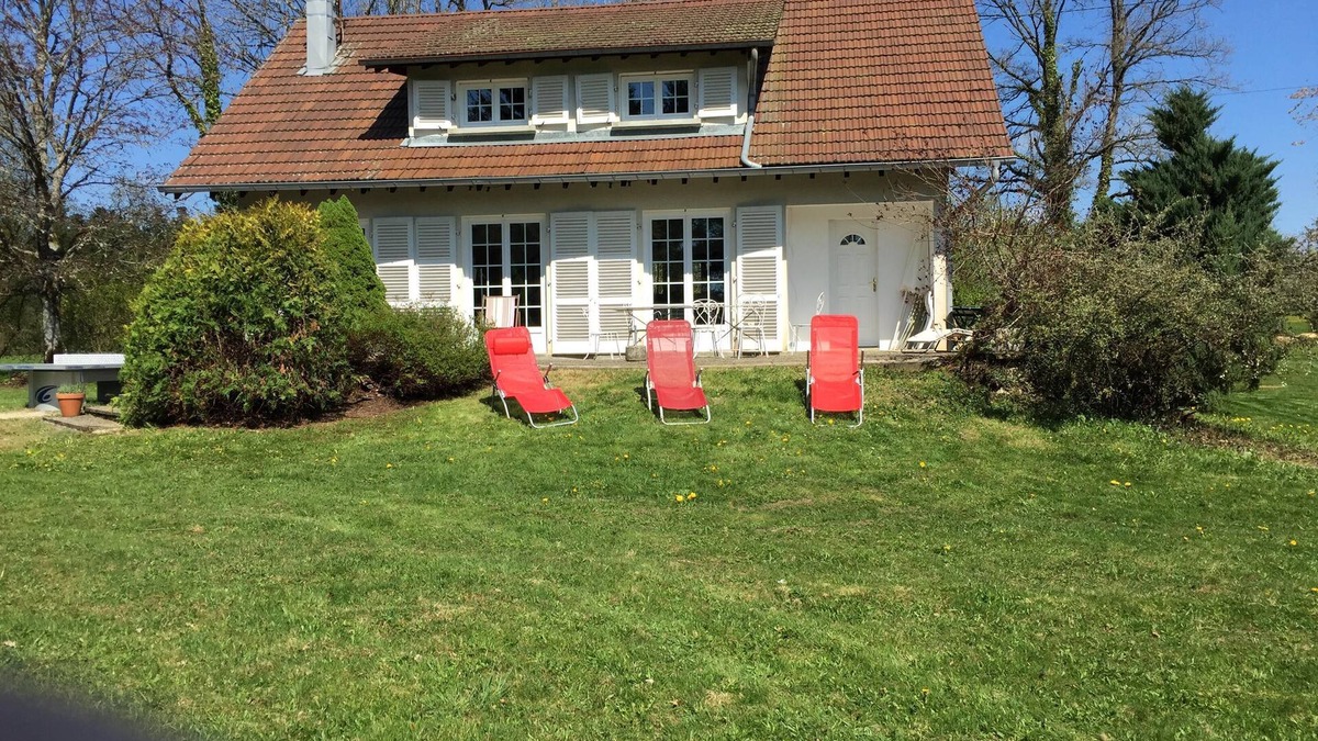 Charmoille House | In the countryside, a real cosy house