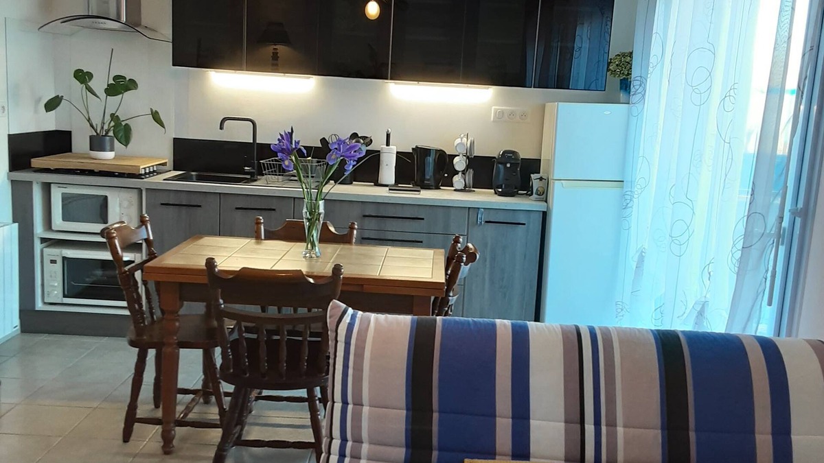 Heirs-Brouage Apartment | In the heart of the Marais de Brouage, one of France's most beautiful villages.