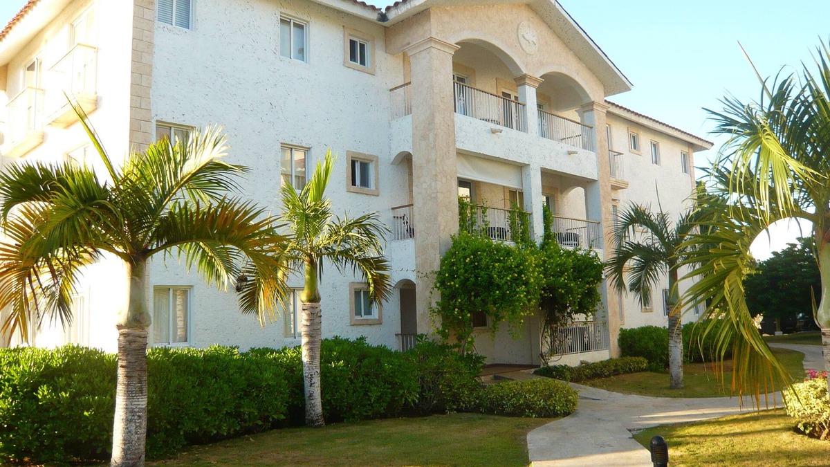 Dominicus Apartment | In the heart of Paradise 2 Bedrooms in Cadaques Caribe Family private club