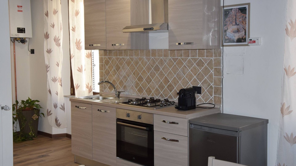 Caprarola House | In the heart of Caprarola cozy apartment within walking distance of all services