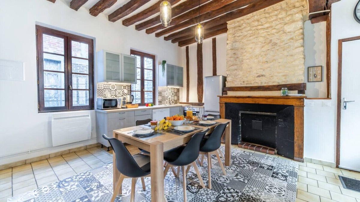 Joigny Apartment | In the heart of joiny