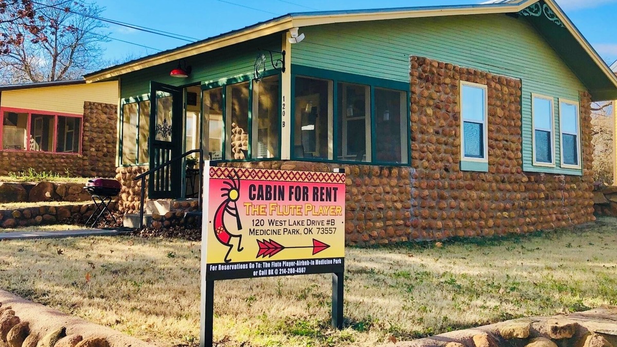 Medicine Park Cabin | In the Heart of Medicine Park - Surrounded by Stunning Views
