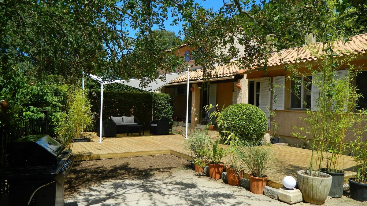 Roquevaire House | In the heart of Provence, house at the foot of the hills between Aix pce and Cassis
