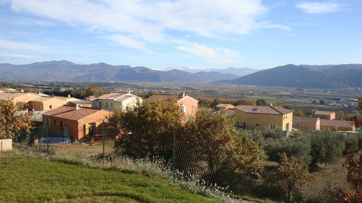 Peyruis House | In the heart of Provence, for holidays, pretty villa with a superb view