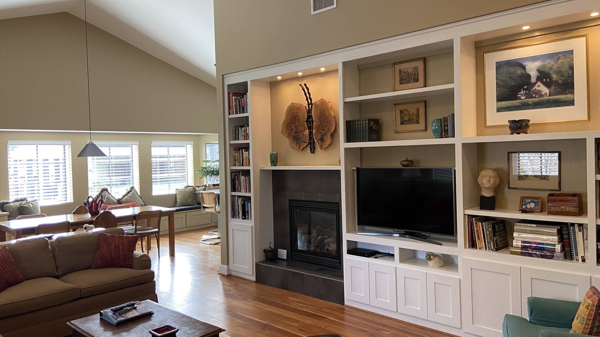 Blowing Rock House | In the heart of the village, private and quiet yet steps from downtown.