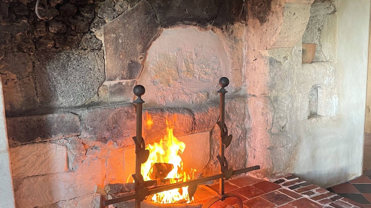 Comblot Other | In the heart of the countryside, an old renovated farmhouse, totally independent.