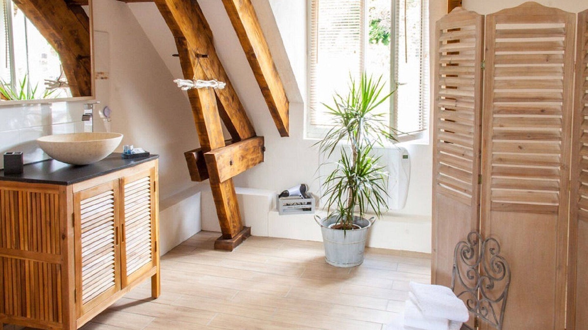 Reuil House | In the heart of the village of Reuil