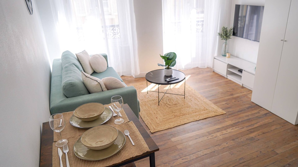 Chateauroux Apartment | In the heart of town, brand new, fully equipped + parking lot