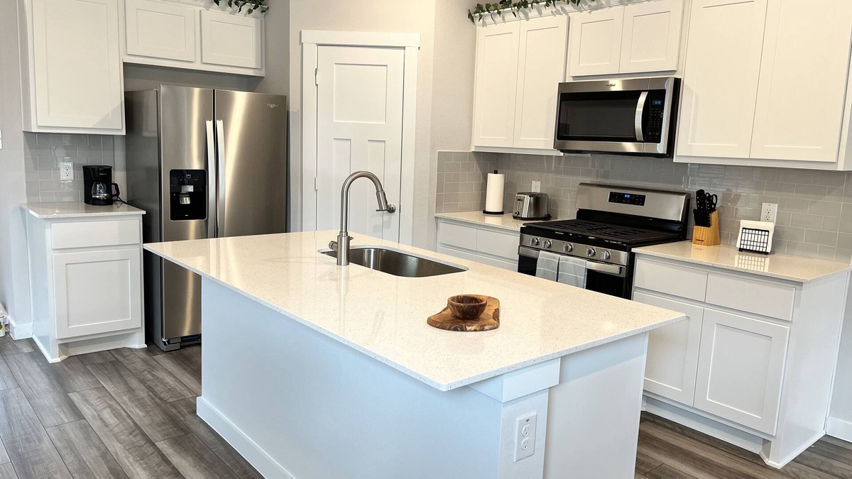 Wellborn House | In the heart of Aggieland!