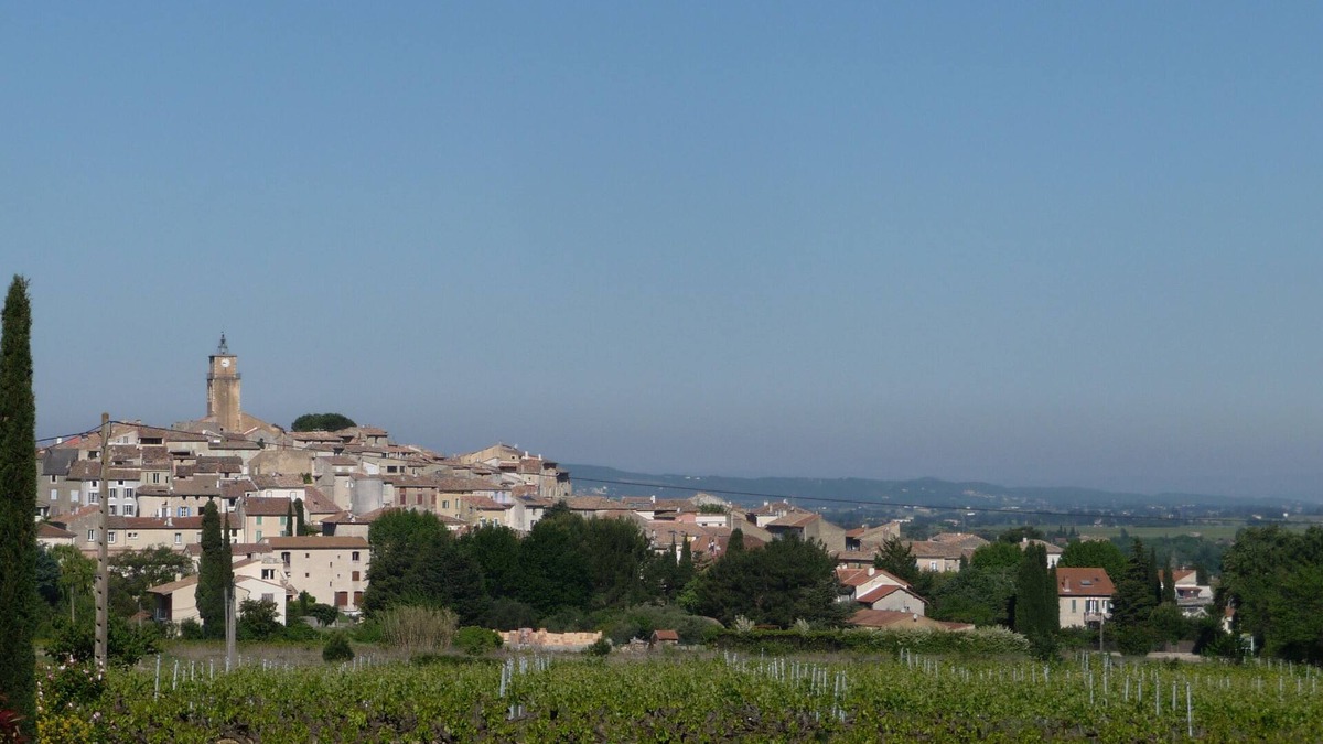 Sablet Apartment | In the heart of wine and festival Provence