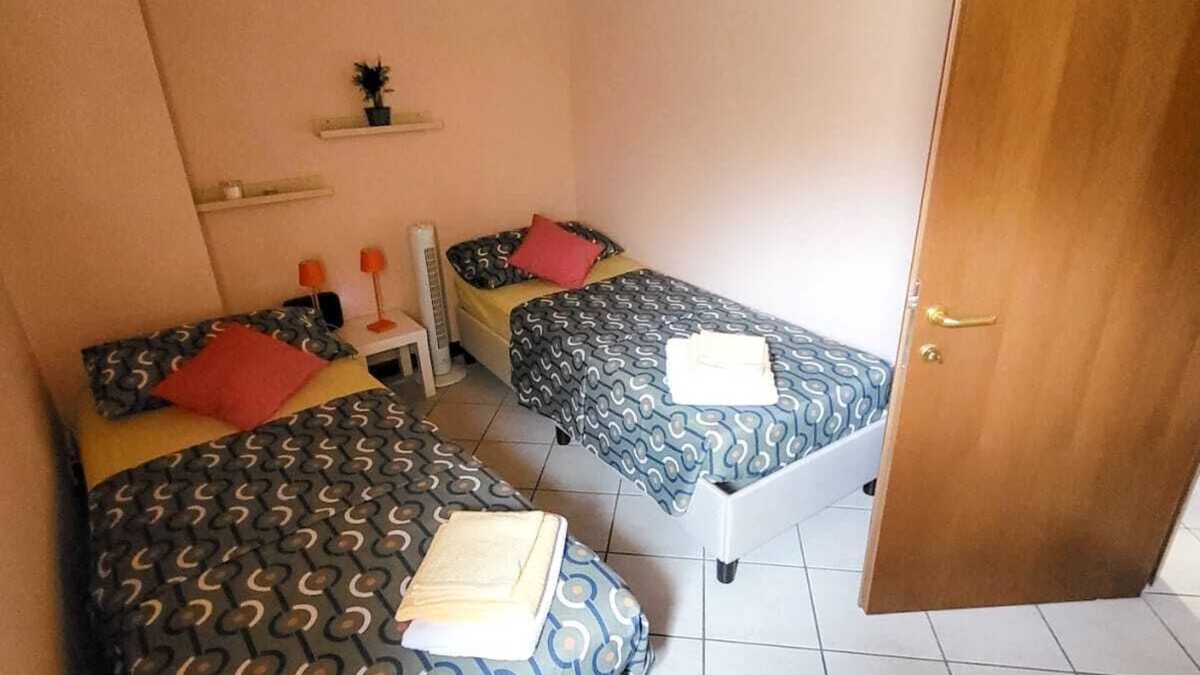 Monfalcone Apartment | In the historic center of Monfalcone, apartment with 4 beds.