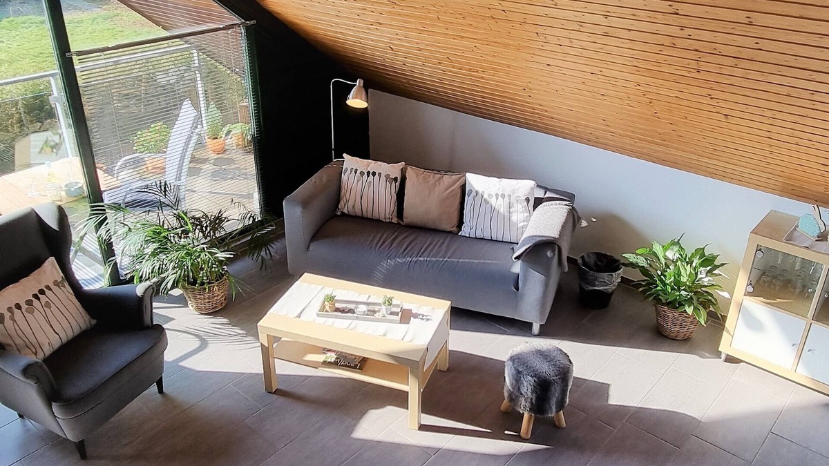Seevetal Apartment | In the holiday home Hamburg: Apartment 2 with a covered balcony in a quiet location!