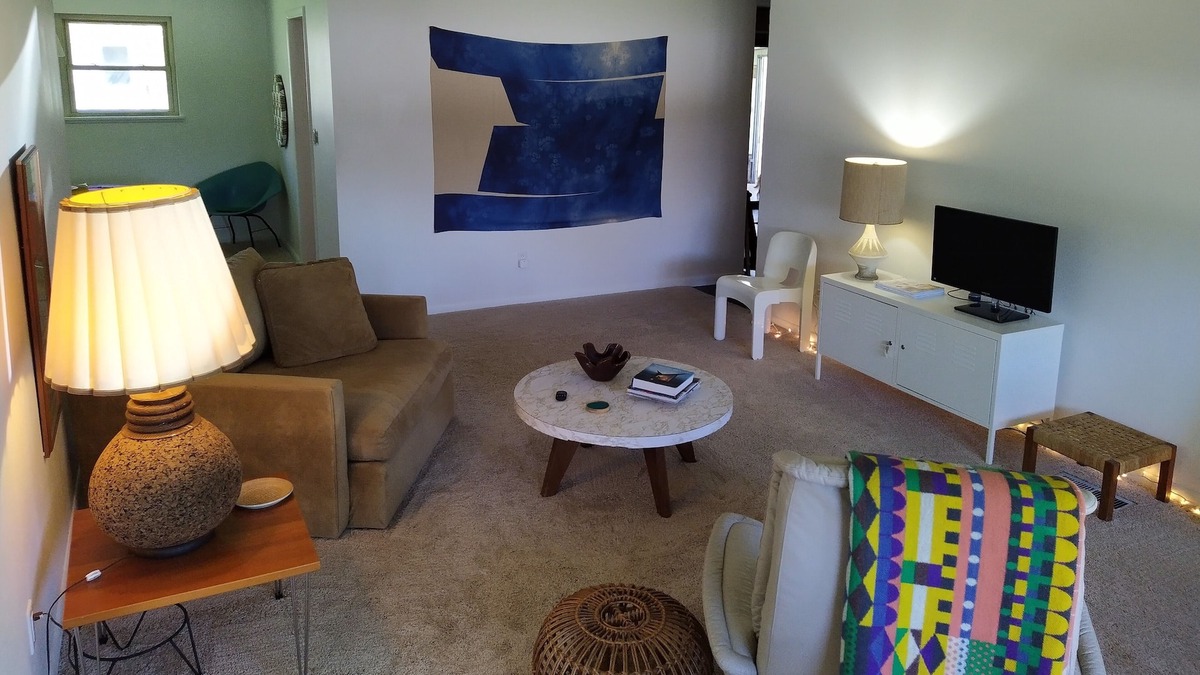 Springdale House | In the middle of it all