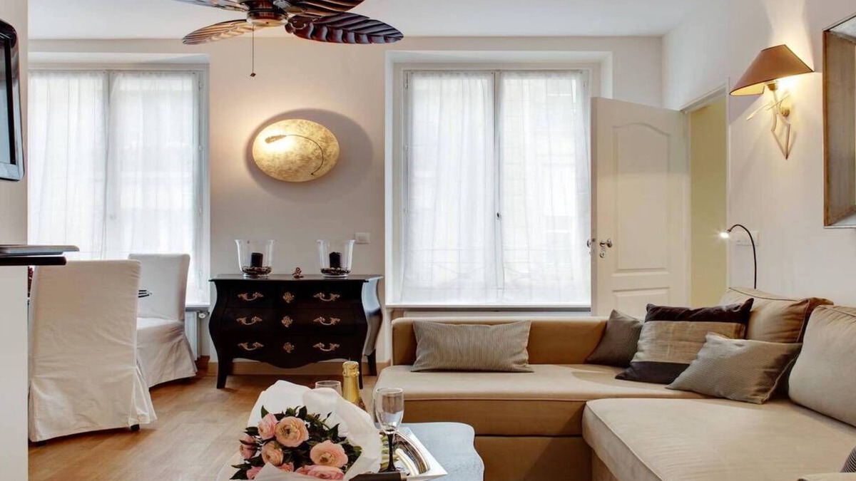 7th Arrondissement Apartment | IN THE NEIGHBORHOOD OF INVALIDES- MUSEE RODIN-calm comfortable,very well located