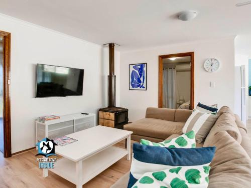 Goolwa South House | In The Sand Dunes & Renovated House