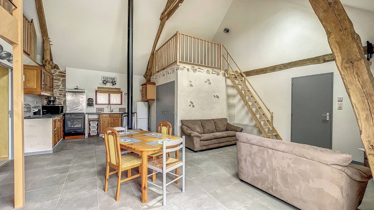 Beynat House | In the south of Corrèze: rustic gîte in a green and peaceful setting