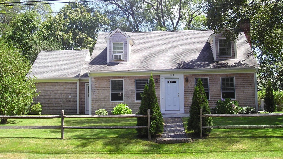 Vineyard Haven House | In-town jewel - Vineyard Haven