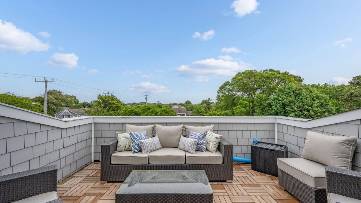 Harwich Port Condo | In town Location Walk to beach Pet Friendly AC WiFi Perfect Rx