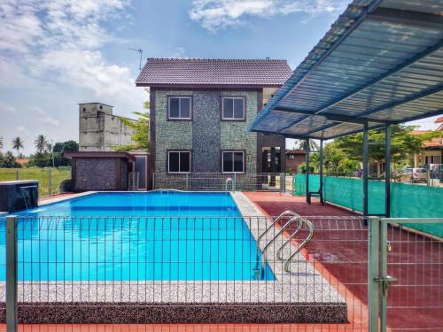 Kepala Batas House | Inapan Tepi Sawah