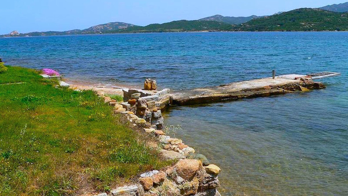 Cannigione Villa | INCANTEVOLE VILLA SUL MARE - CANNIGIONE
