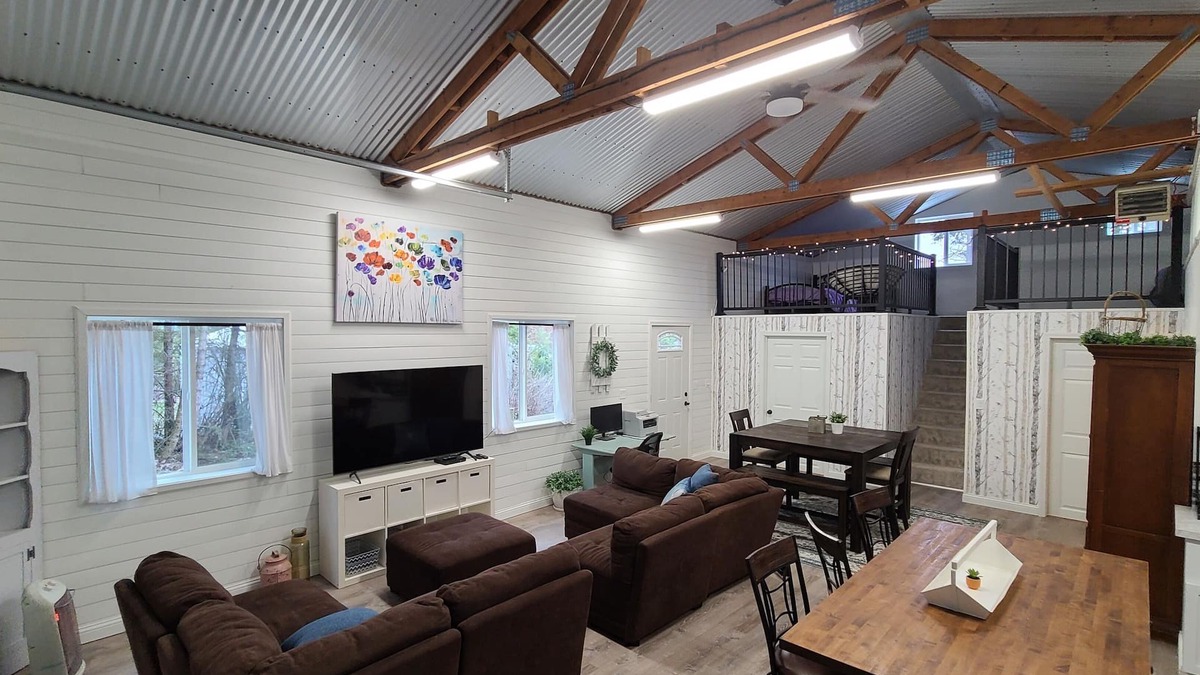 Hayden House | Included RV Spot + 10 min to Silverwood